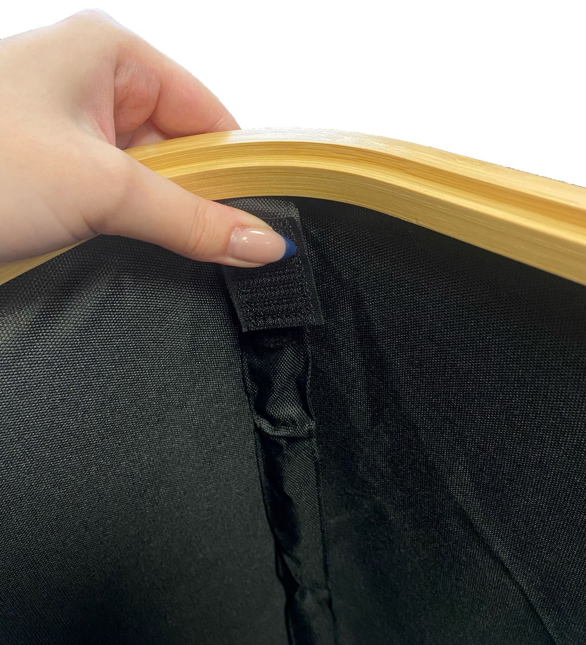 Praktický  recyklačný kôš s otvorom